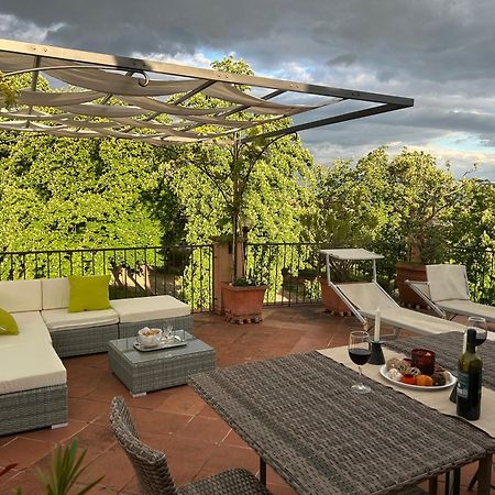 La Terrazza Fra Le Torri Apartment Lucca Exterior photo